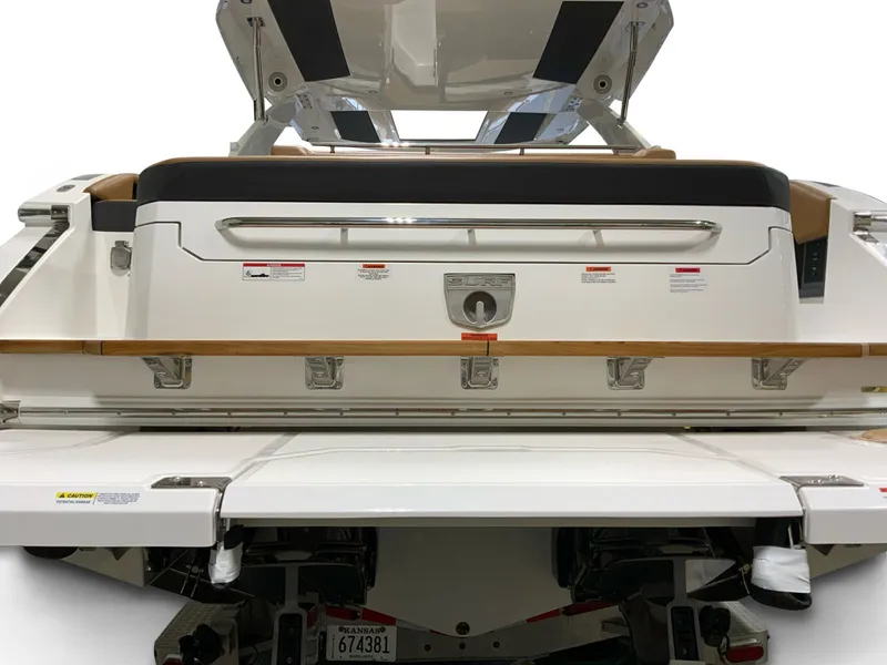 Slide: The Image of Cobalt R35 Surf 2026 - 4