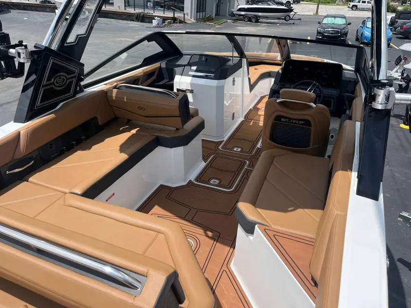 Slide: The Image of Cobalt R6 Surf 2026 - 6