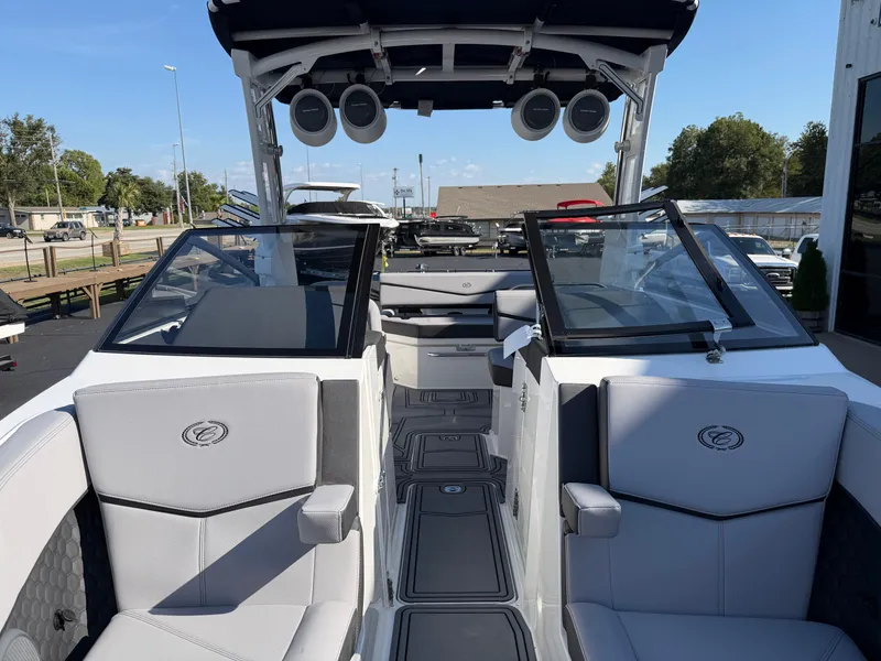 Slide: The Image of Cobalt R6 Surf 2026 - 20