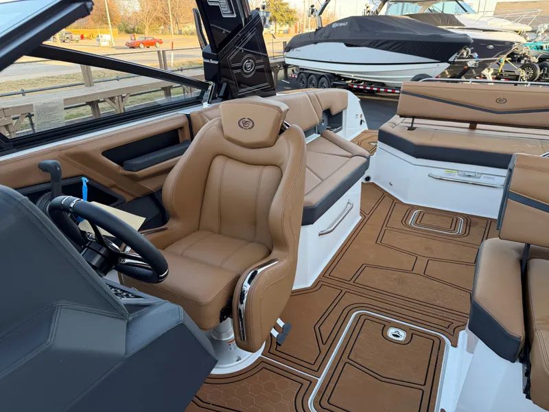 Slide: The Image of Cobalt R8 Surf 2026 - 26