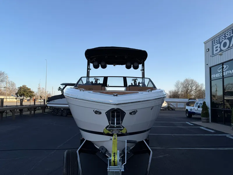 Slide: The Image of Cobalt R8 Surf 2026 - 3