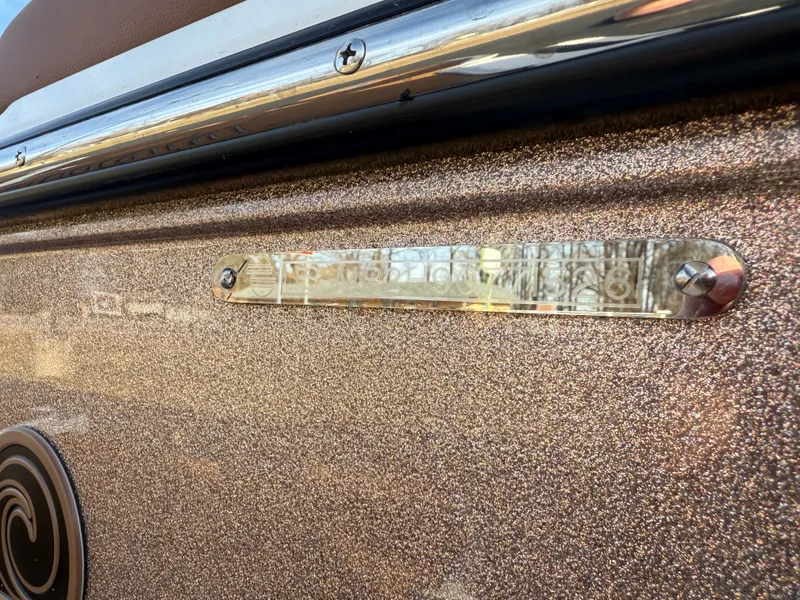 Slide: The Image of Malibu Wakesetter 25 LSV 2026 - 32