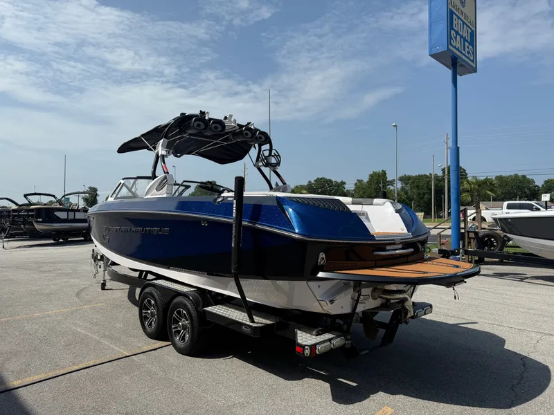 Slide: The Image of Nautique G25 2015 - 6