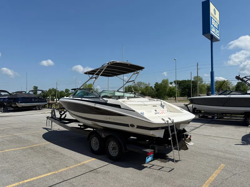 Slide: The Image of Regal 2200 Bowrider 2003 - 6