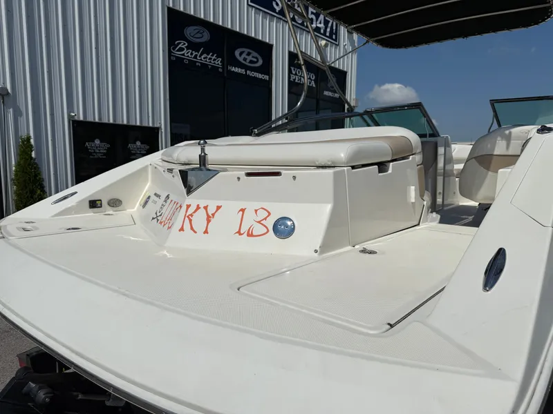 Slide: The Image of Regal 2200 Bowrider 2003 - 9