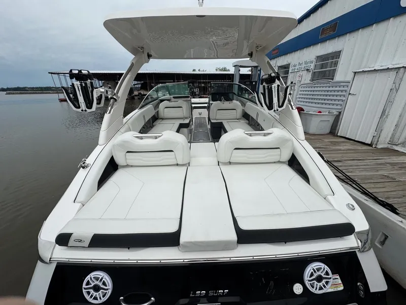 Slide: The Image of Regal LS9 Surf 2025 - 22