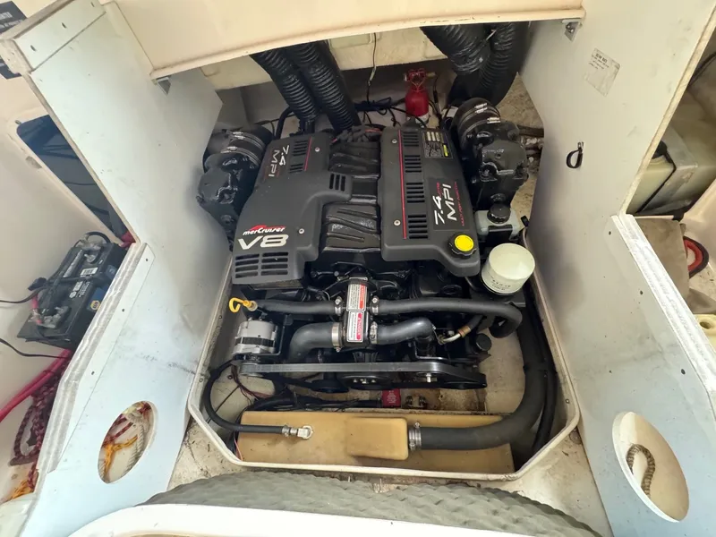 Slide: The Image of Sea Ray 260 BR SS 1999 - 14