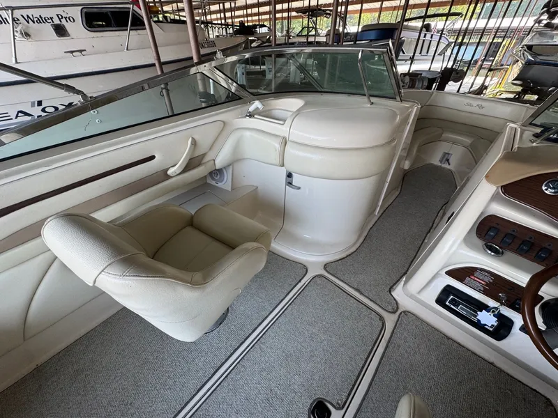 Slide: The Image of Sea Ray 260 BR SS 1999 - 7