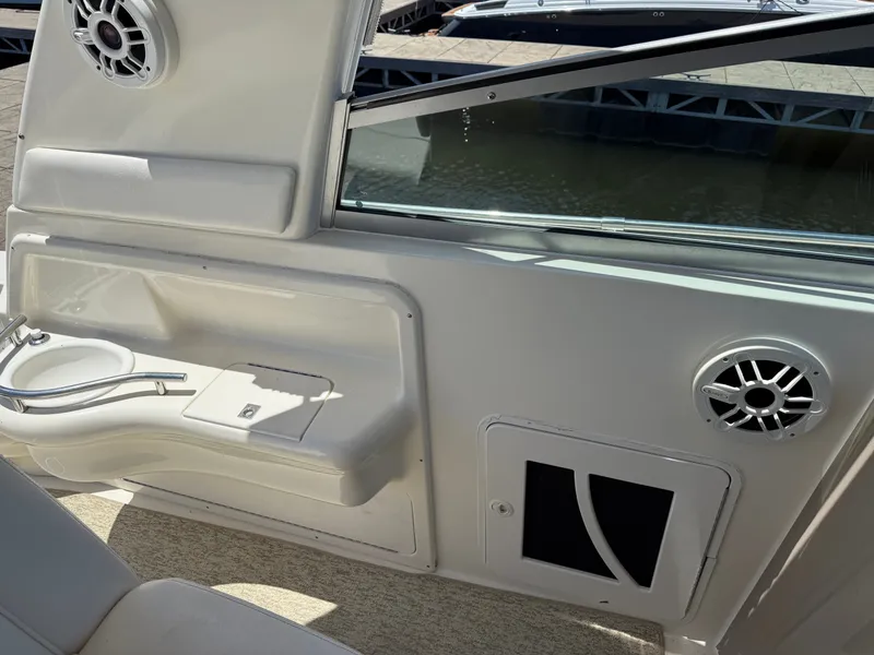 Slide: The Image of Sea Ray Sundancer 310 1999 - 14