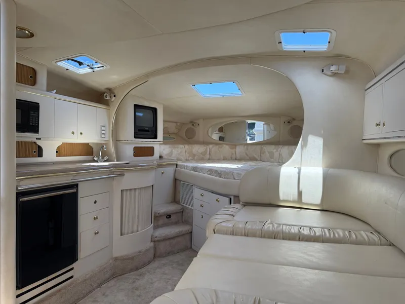 Slide: The Image of Sea Ray Sundancer 310 1999 - 21