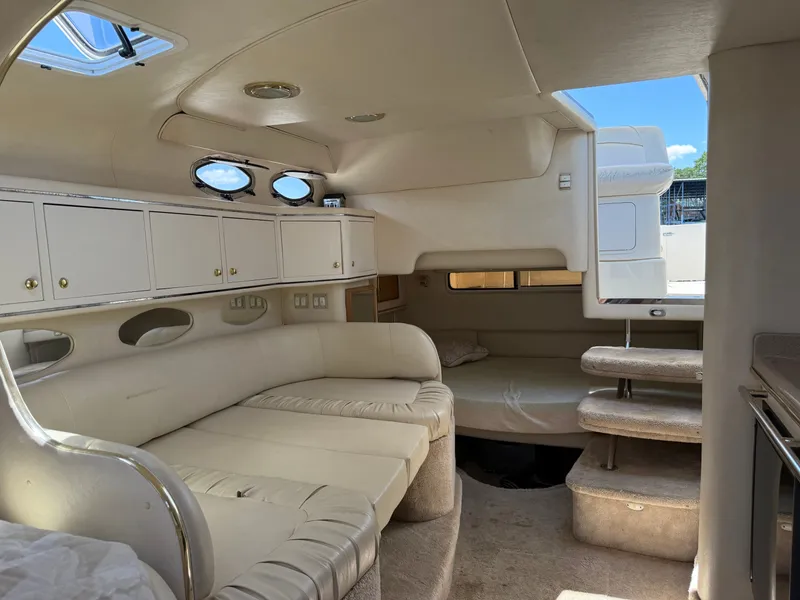 Slide: The Image of Sea Ray Sundancer 310 1999 - 24