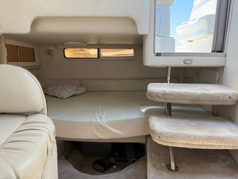 Slide: The Image of Sea Ray Sundancer 310 1999 - 25