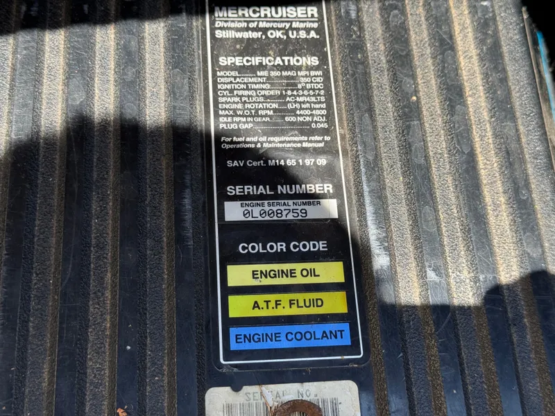 Slide: The Image of Sea Ray Sundancer 310 1999 - 30