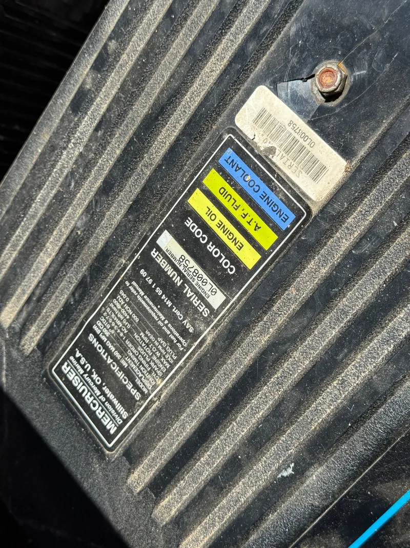 Slide: The Image of Sea Ray Sundancer 310 1999 - 31