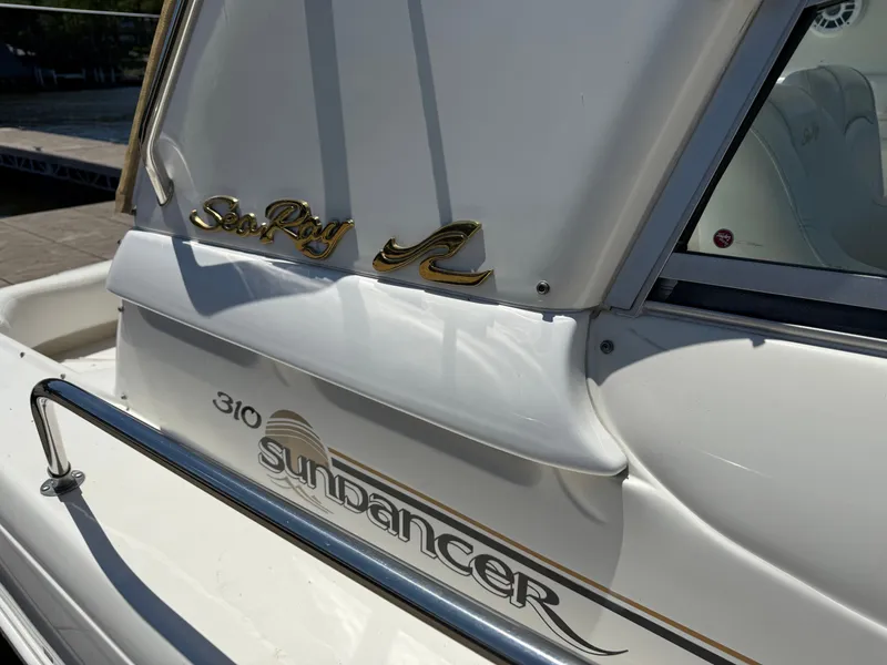 Slide: The Image of Sea Ray Sundancer 310 1999 - 5