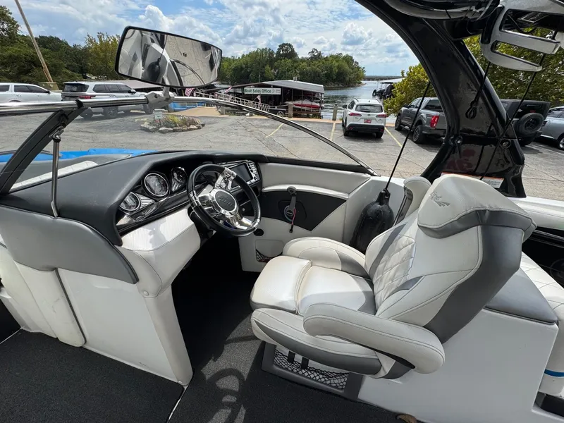 Slide: The Image of Tigé RZ4 2015 - 11