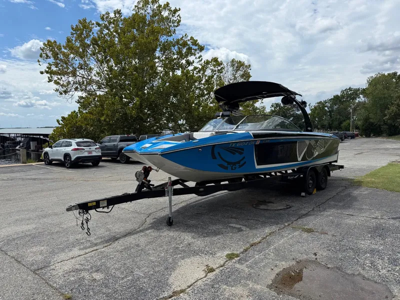 Slide: The Image of Tigé RZ4 2015 - 4