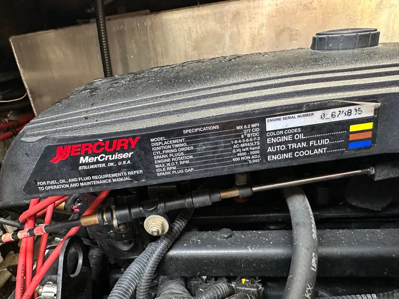 Slide: The Image of Wellcraft 3300 Martinique 2002 - 21