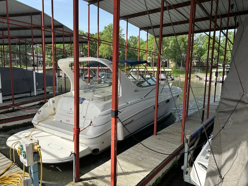 Slide: The Image of Wellcraft 3300 Martinique 2002 - 3