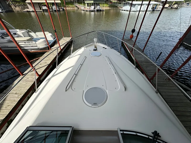 Slide: The Image of Wellcraft 3300 Martinique 2002 - 32