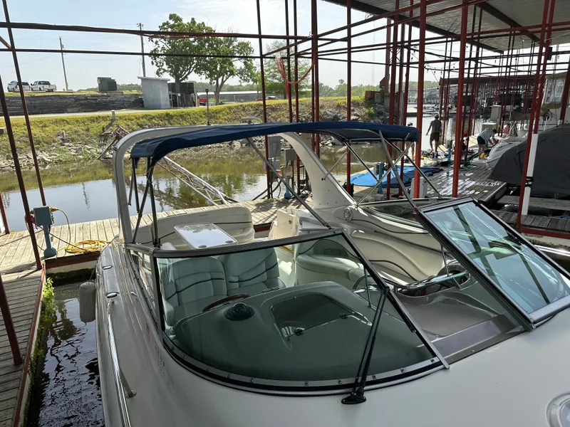 Slide: The Image of Wellcraft 3300 Martinique 2002 - 33