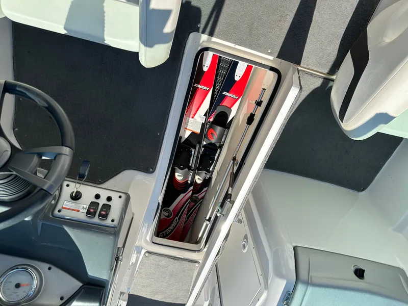 Slide: The Image of Yamaha SX190 2015 - 15