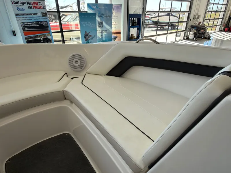 Slide: The Image of Yamaha SX190 2015 - 22