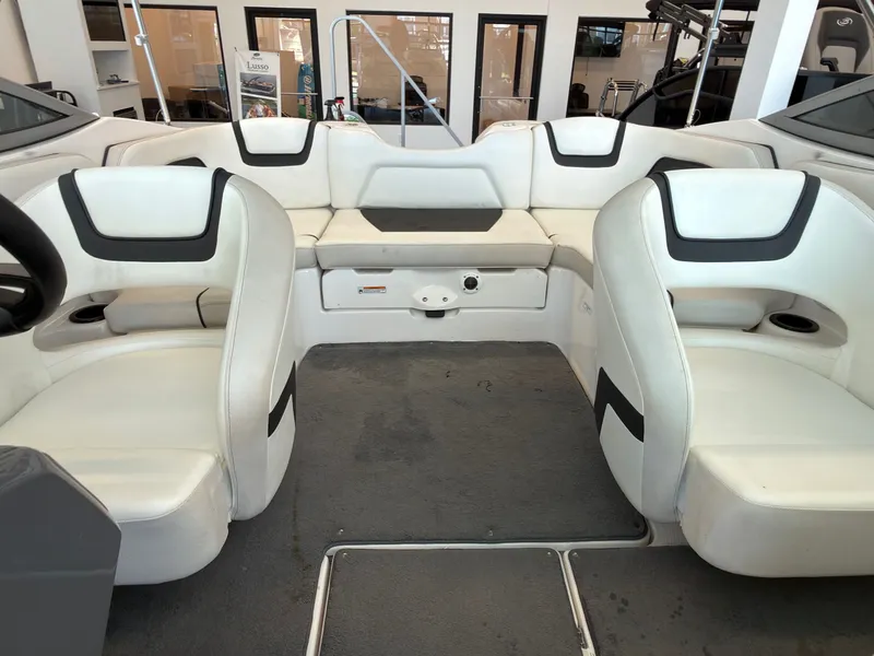 Slide: The Image of Yamaha SX190 2015 - 23