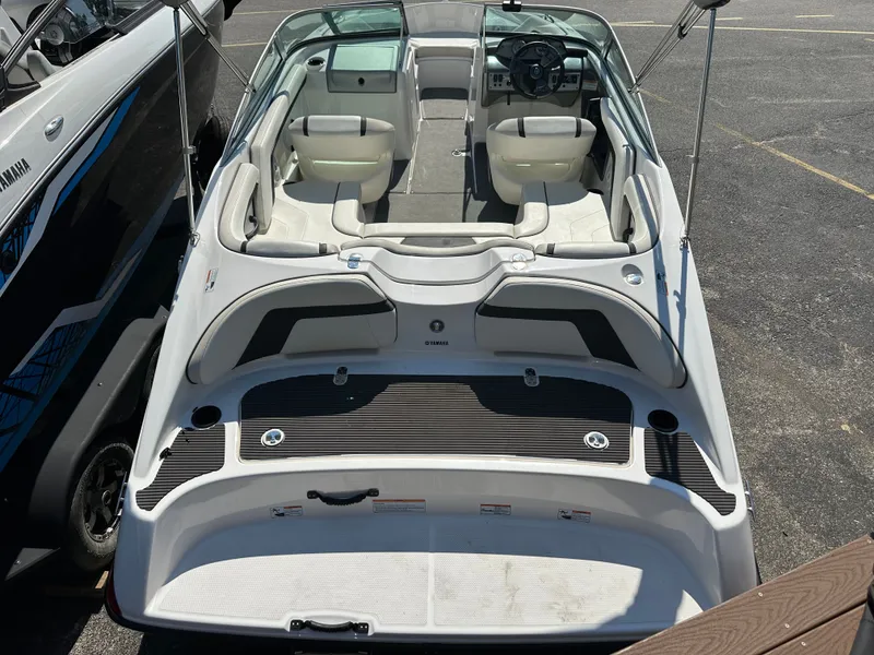 Slide: The Image of Yamaha SX190 2015 - 3