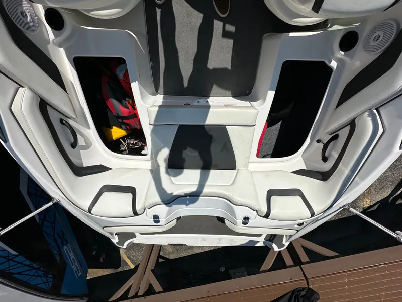 Slide: The Image of Yamaha SX190 2015 - 6