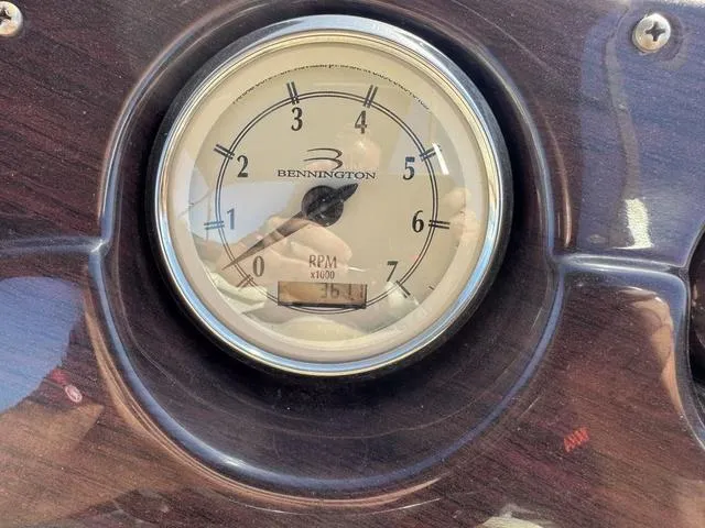 Slide: The Image of Tachometer of 2007 Bennington 2275 GL boat showing RPM reading. - 35