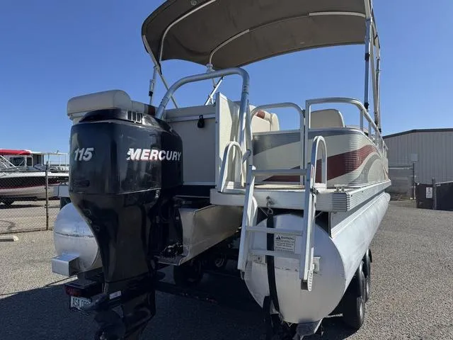Slide: The Image of 2007 Bennington 2275 GL pontoon boat with Mercury 115 outboard motor. - 4