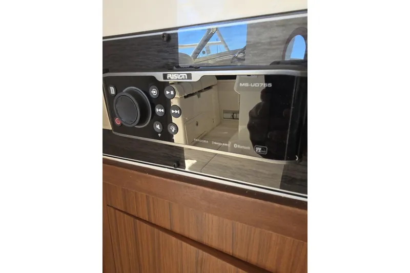 Slide: The Image of Stereo - 20