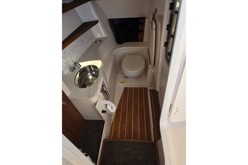 Slide: The Image of Head Compartment - 24