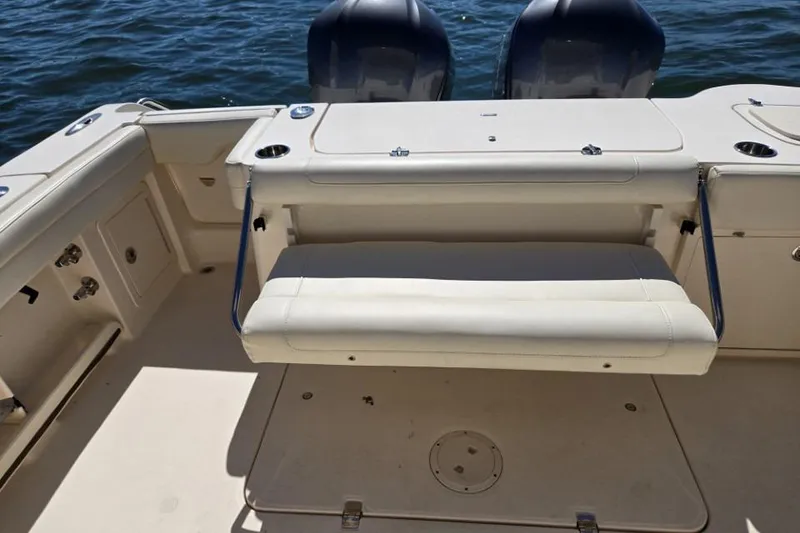 Slide: The Image of Aft Seat - 4