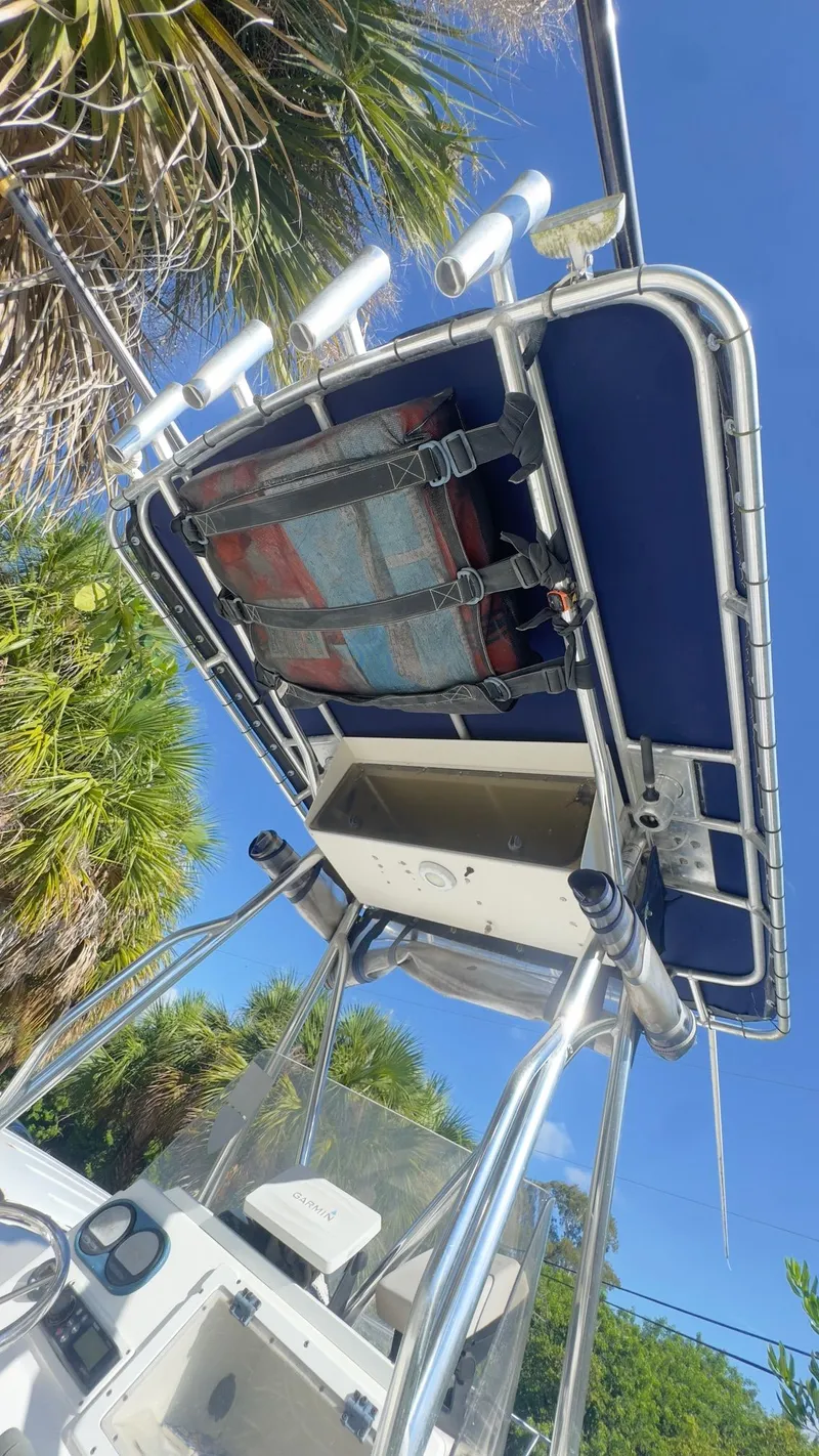 Slide: The Image of Cobia 214 Center Console 2002 - 5