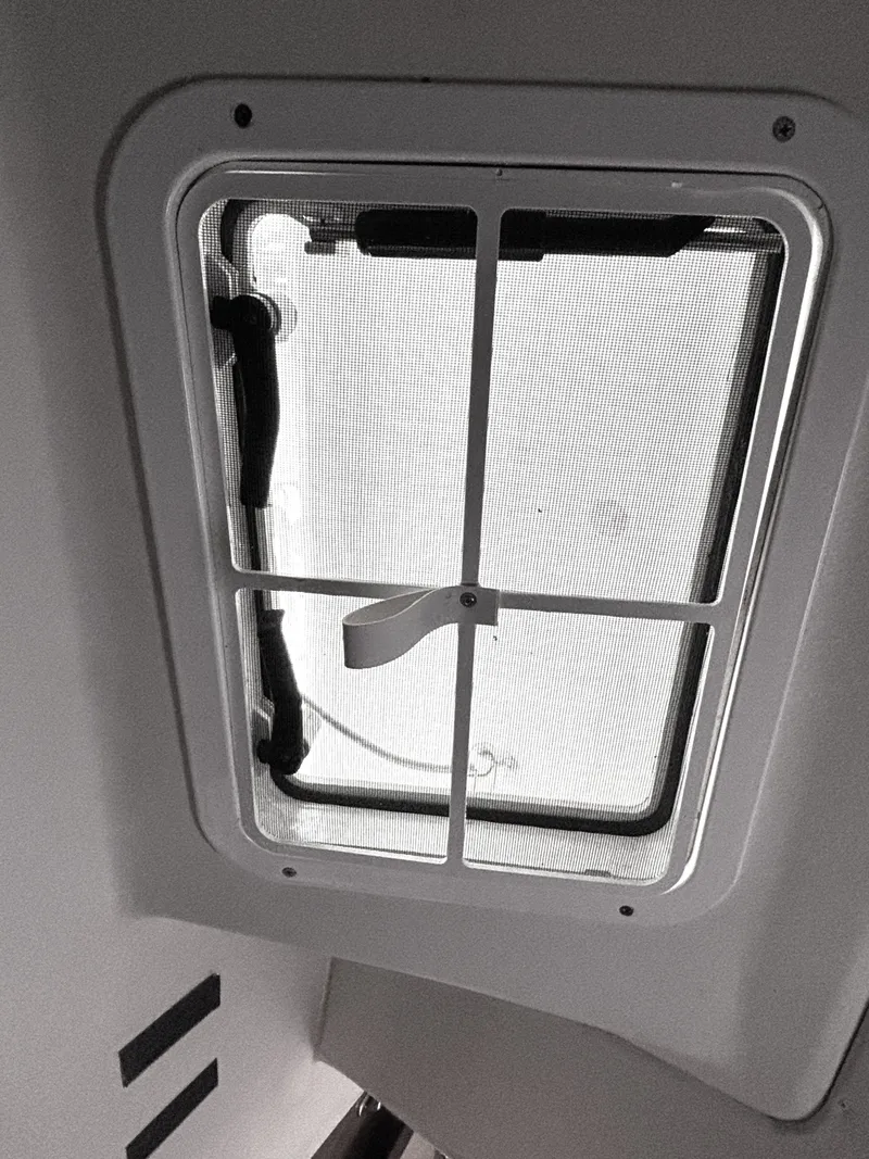 Slide: The Image of Hunter 336 2009 - 107