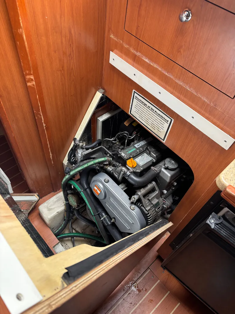 Slide: The Image of Hunter 336 2009 - 109