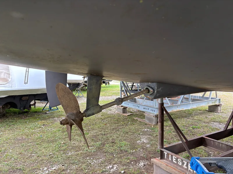 Slide: The Image of Hunter 336 2009 - 11