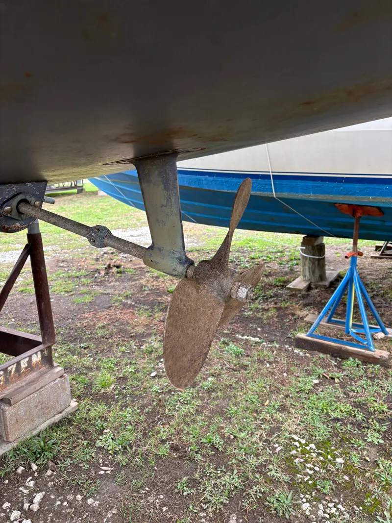 Slide: The Image of Hunter 336 2009 - 12