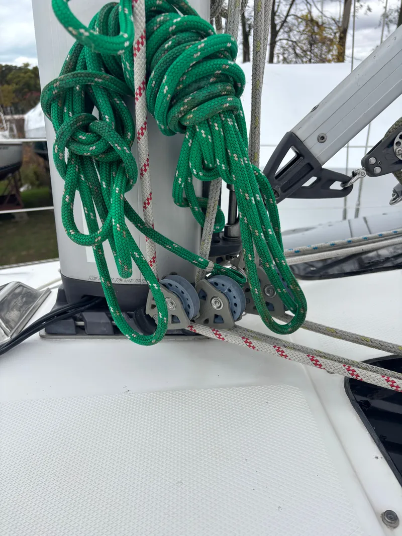 Slide: The Image of Hunter 336 2009 - 21