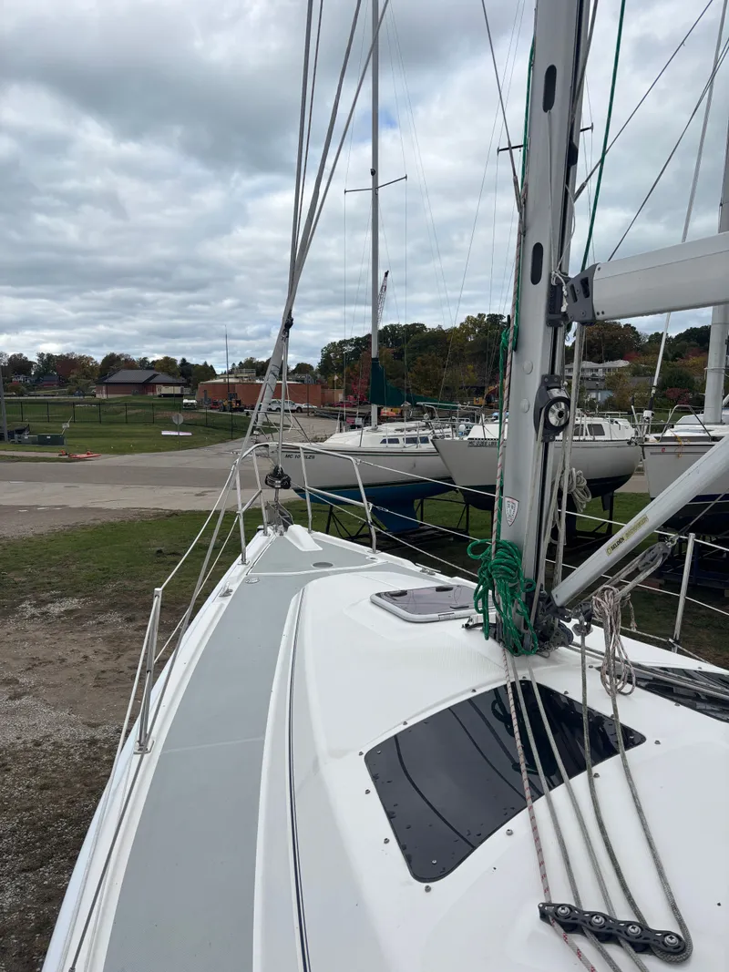 Slide: The Image of Hunter 336 2009 - 22