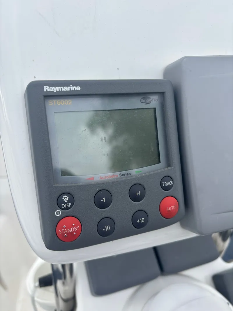 Slide: The Image of Hunter 336 2009 - 28