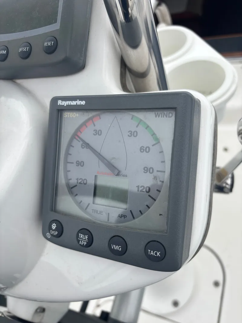 Slide: The Image of Hunter 336 2009 - 33