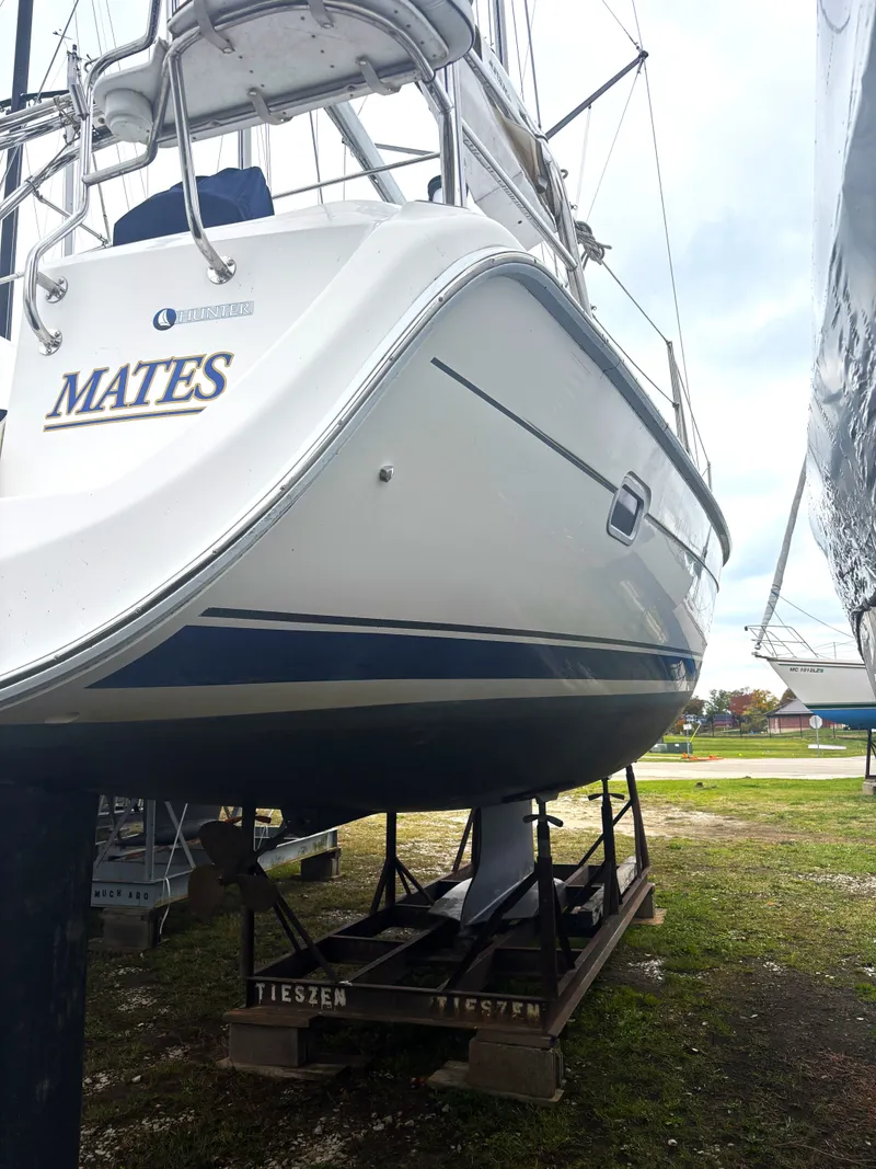 Slide: The Image of Hunter 336 2009 - 4