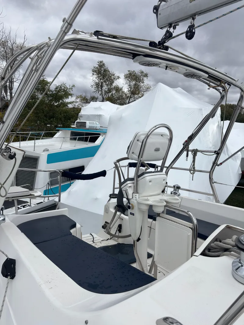 Slide: The Image of Hunter 336 2009 - 40