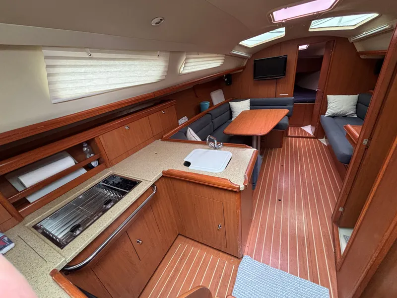 Slide: The Image of Hunter 336 2009 - 52