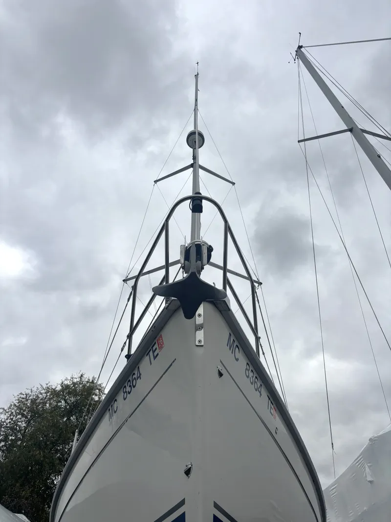 Slide: The Image of Hunter 336 2009 - 6