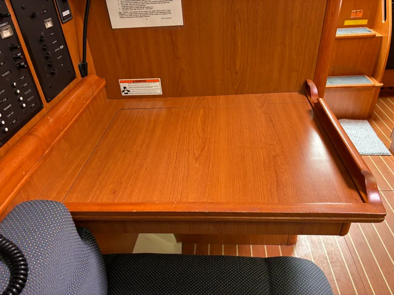 Slide: The Image of Hunter 336 2009 - 61