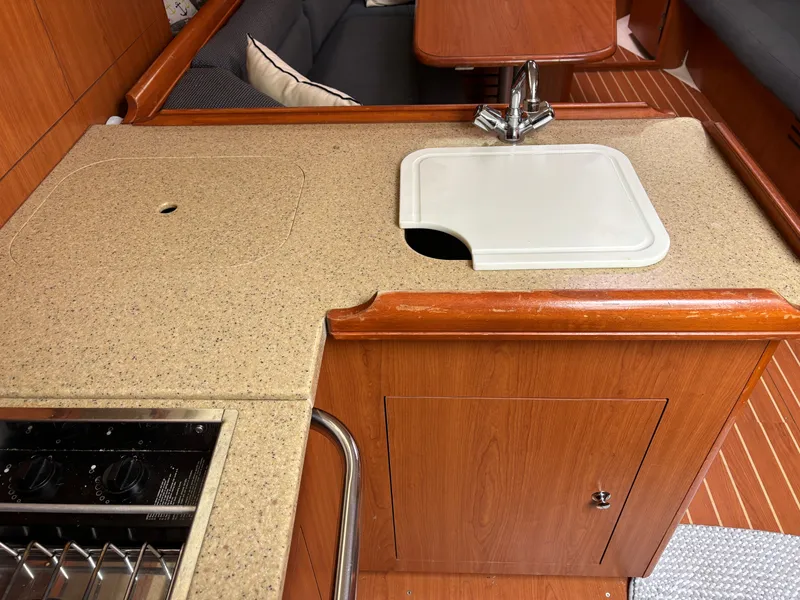 Slide: The Image of Hunter 336 2009 - 75